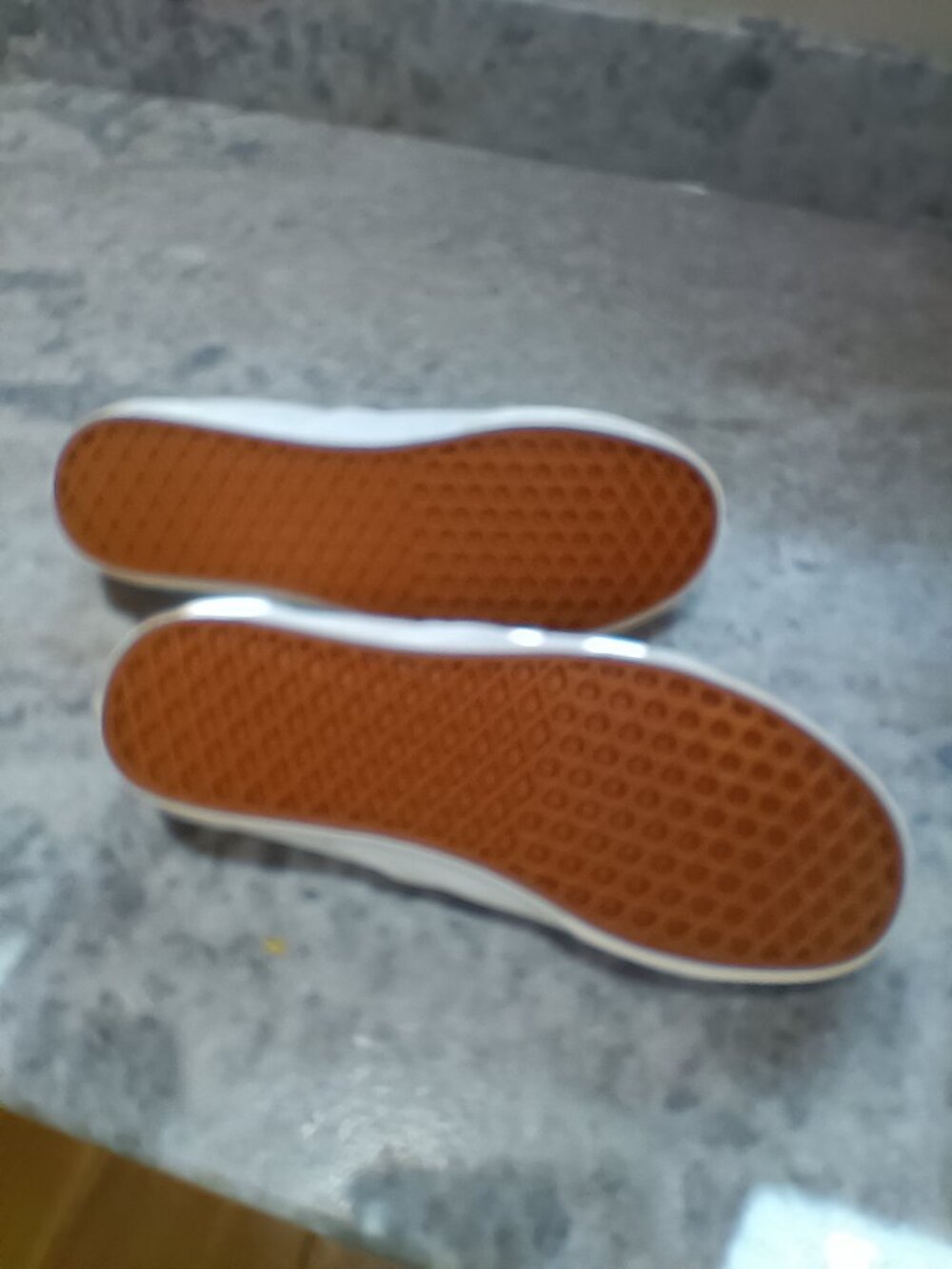 Checkered Vann's Off the Wa;; size 10 - Picture 3 of 6